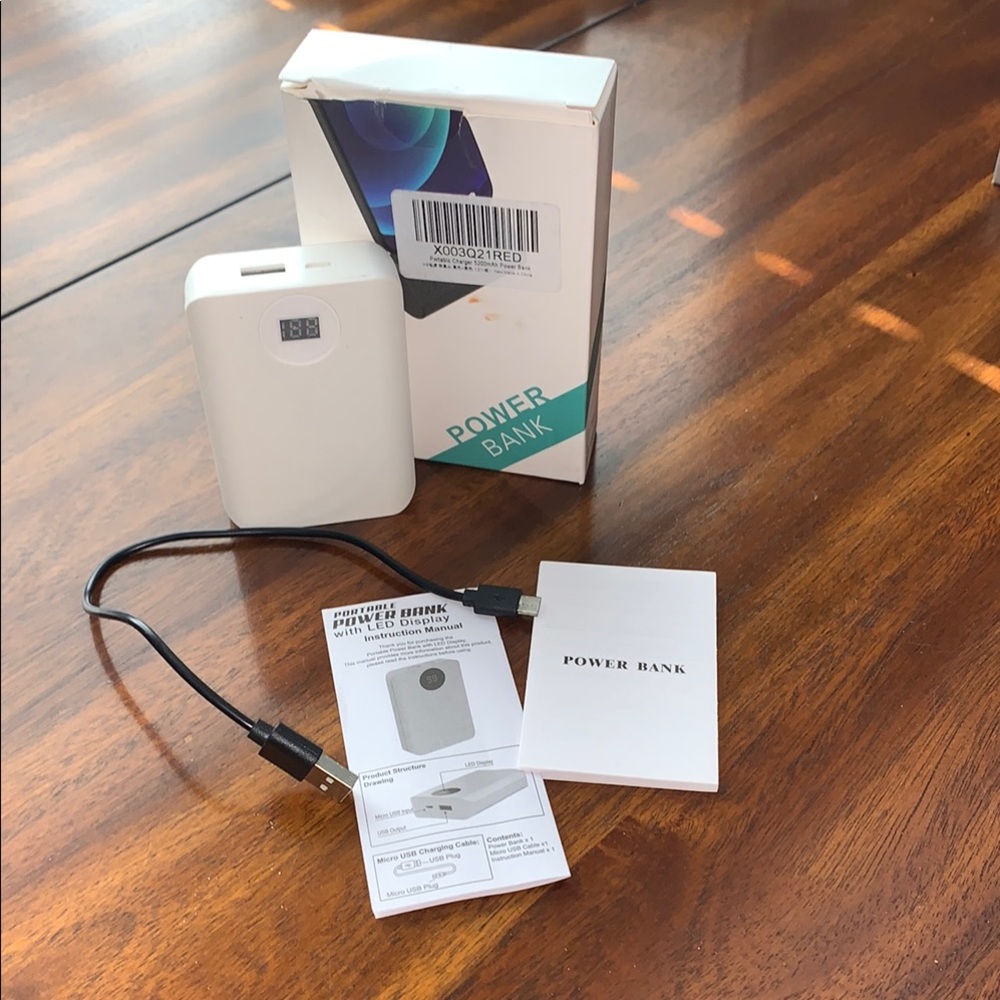 White Power Bank with USB Port
